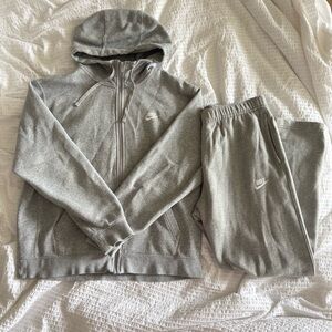 Nike Heather Gray Hoodie and Jogger Set